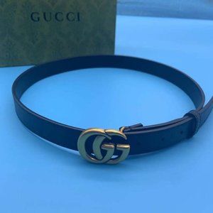 GUCCI double G shape buckle leather belt